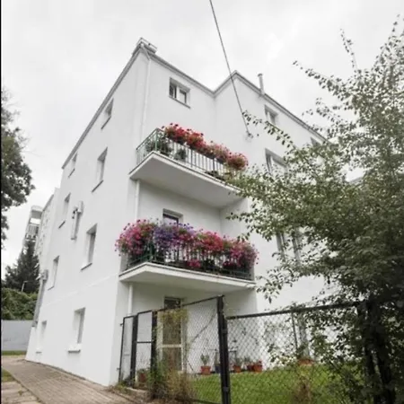 Przytulny Z Lazienka Dla Dwoch Osob W Centrum Gdyni & Free Parking *